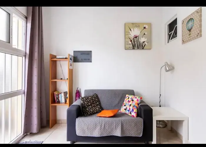 Deluxe In Shared In Cristianos Playa Habitacionstanza Air-conditioned Arona (Tenerife)